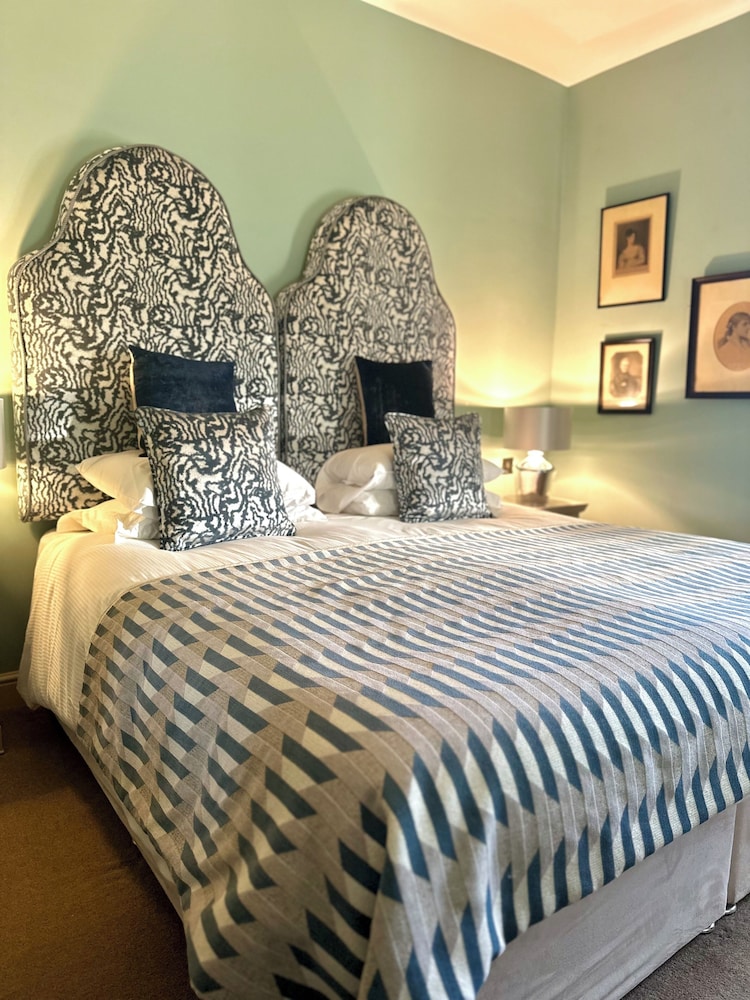 Ye Olde Bell Hotel Spa 23/64