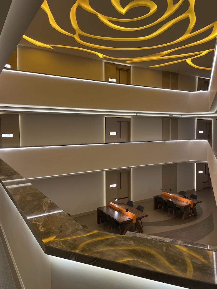 Green Garden City Luxury Apartments 4/37