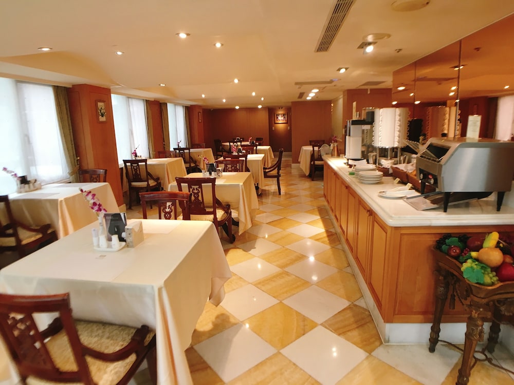 Royal Seasons Hotel Taipei 37/50