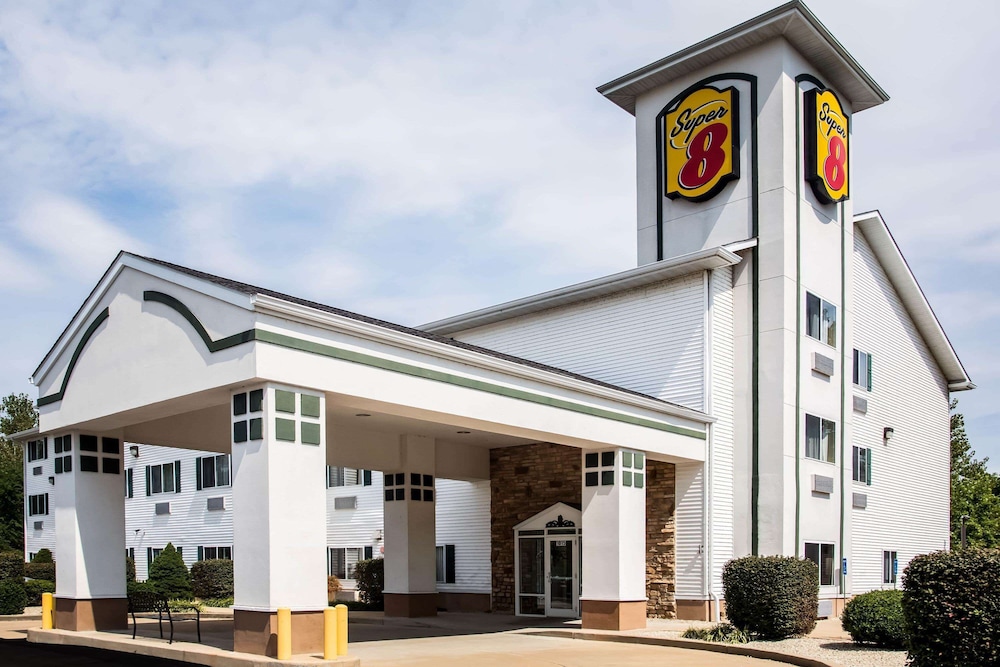 Super 8 By Wyndham Union 2/25