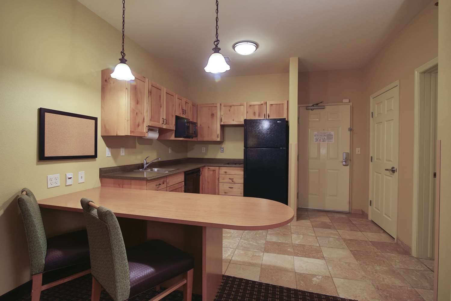 Extended Stay Minot 16/21