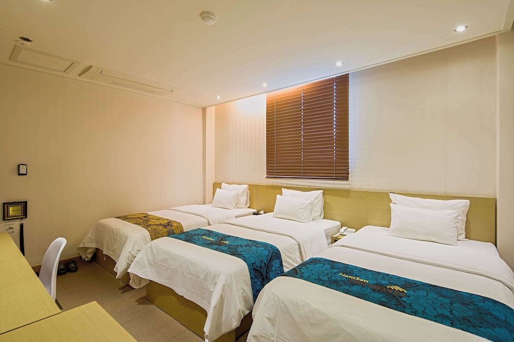 Namsan Hill Hotel 26/62