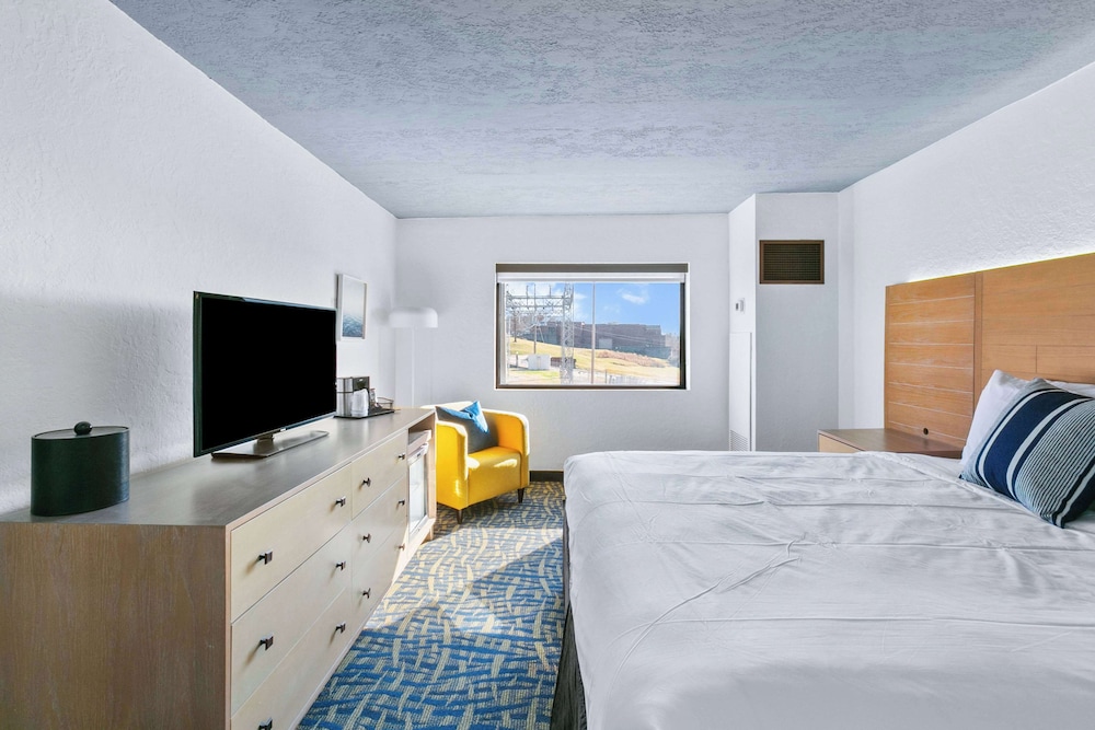 Mulberry, a Wyndham Hotel 13/46