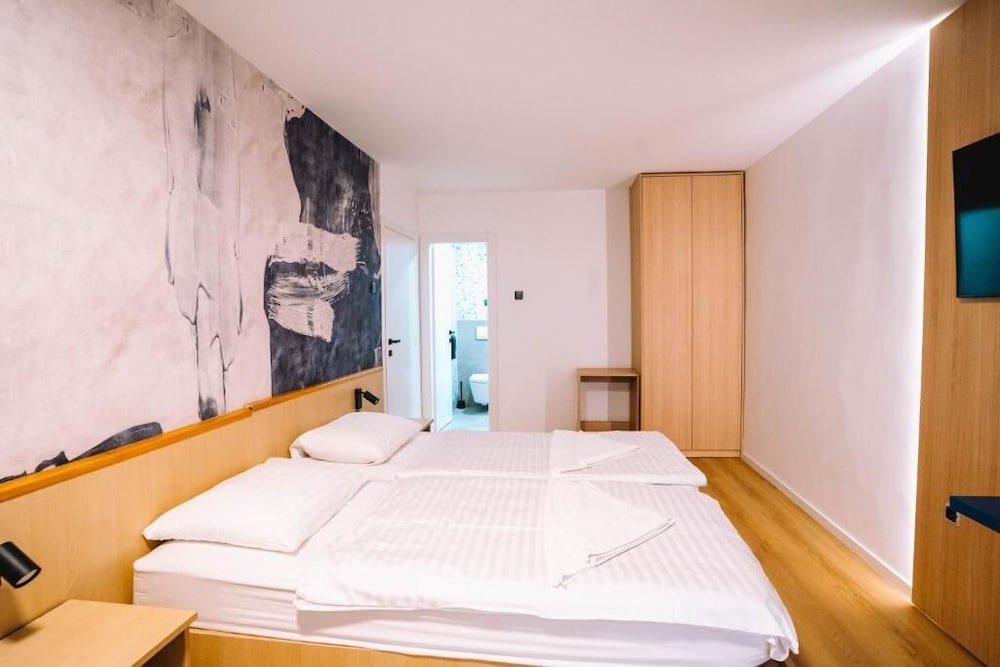 Hotel Bolero 13/50