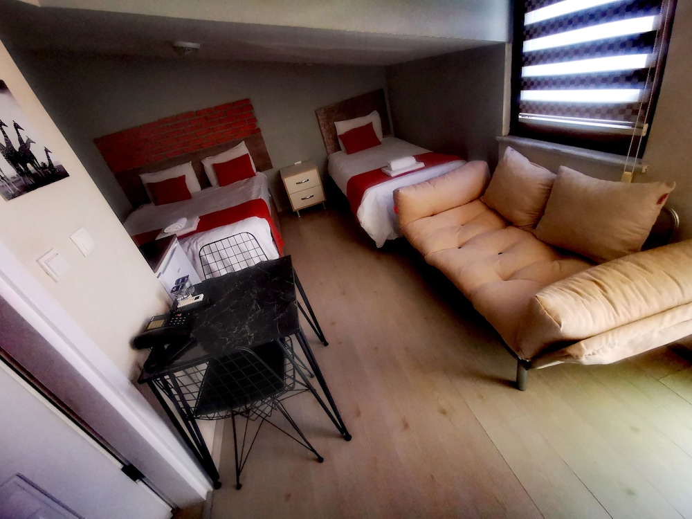 Ador Troia Otel 25/31