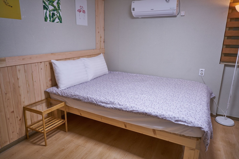 R Guesthouse 15/74