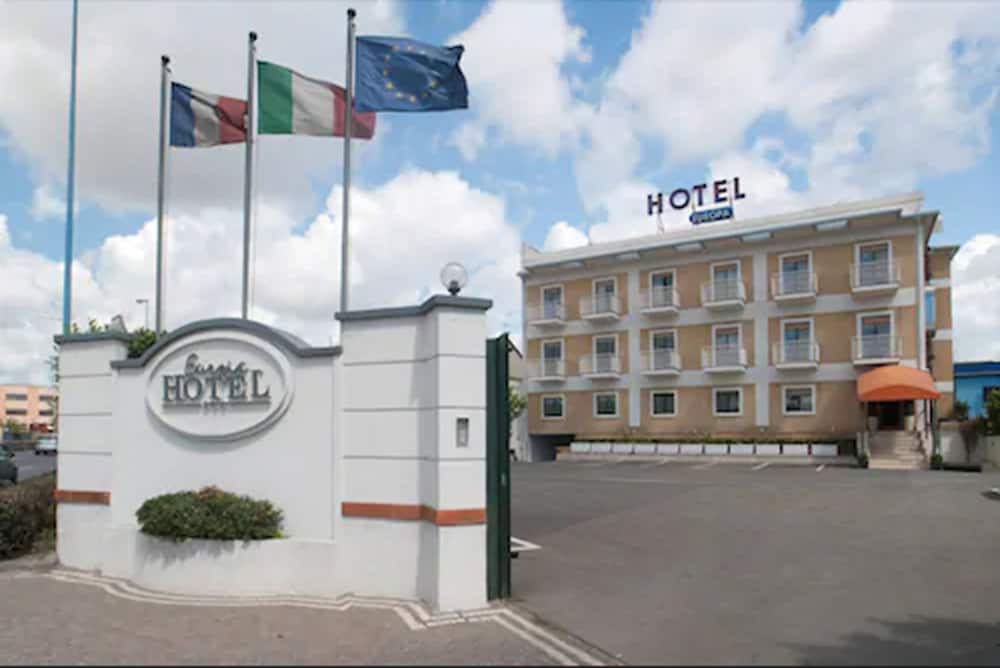 Hotel Europa Di Arzano 3/65
