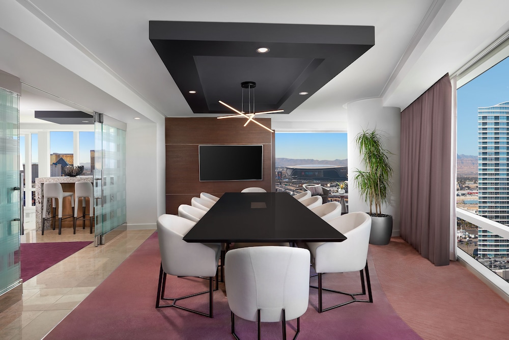 ARIA Resort and Casino 53/75