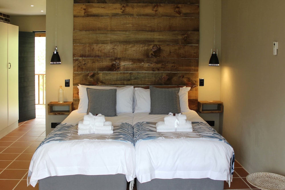 Blackwaters River Lodge 4/30
