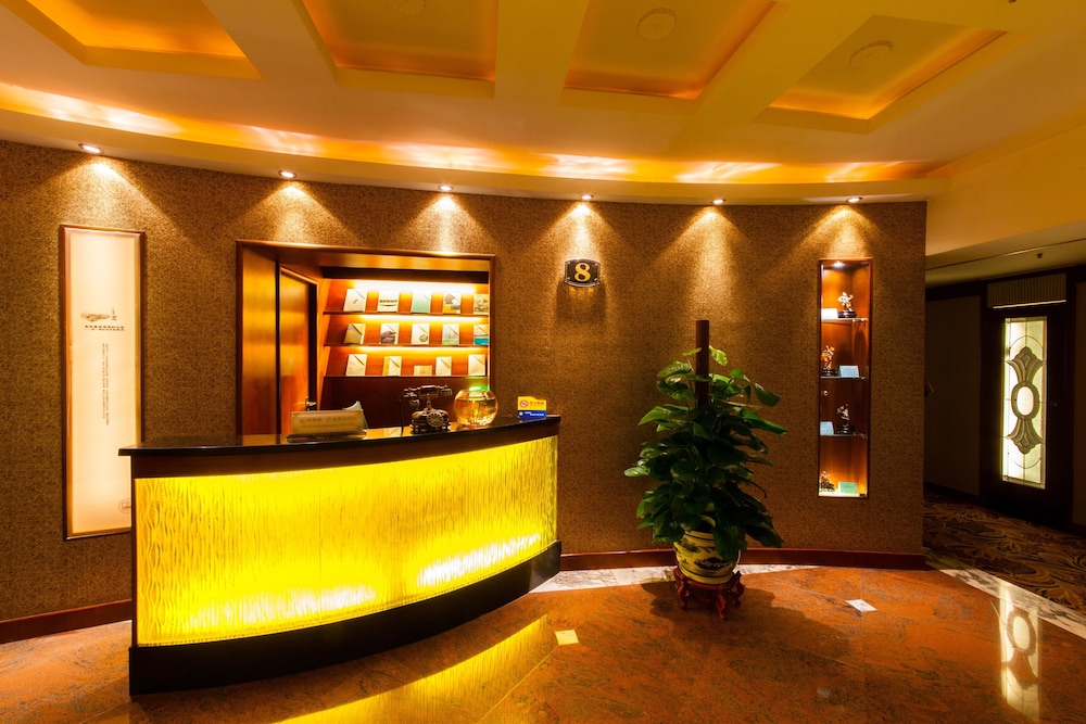 Shanghai Hotel 7/50