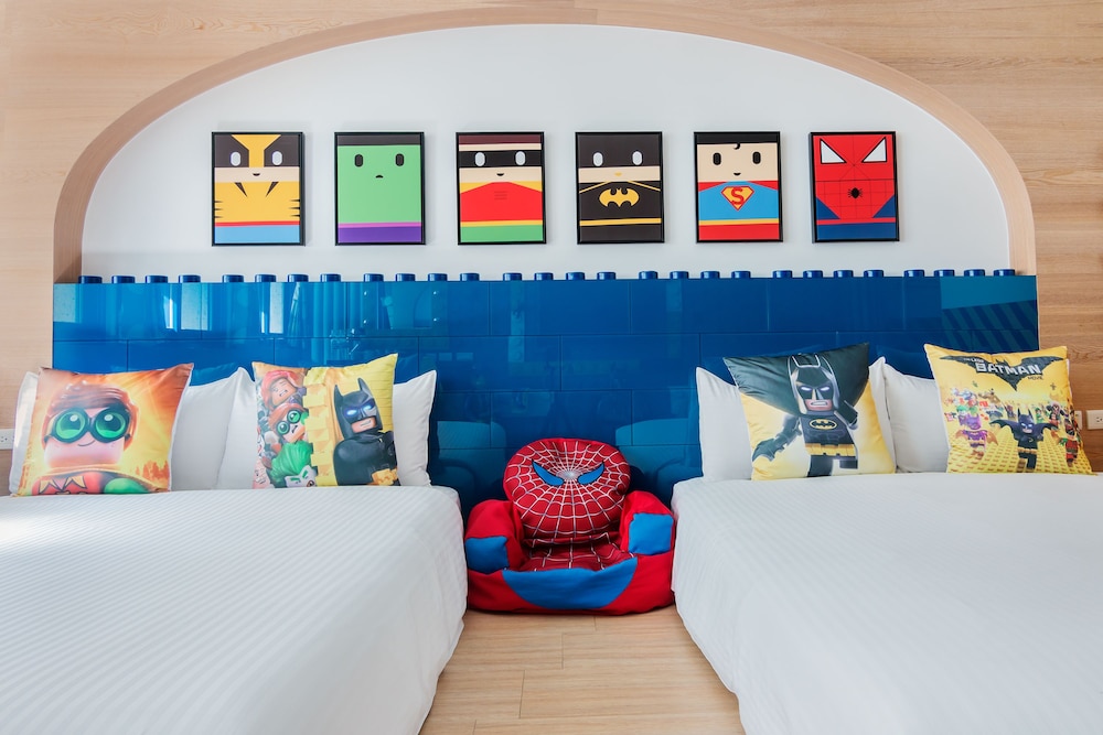 J.T World Funtrip B&B 37/44