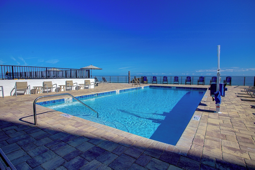 La Bella Oceanfront Inn 31/50