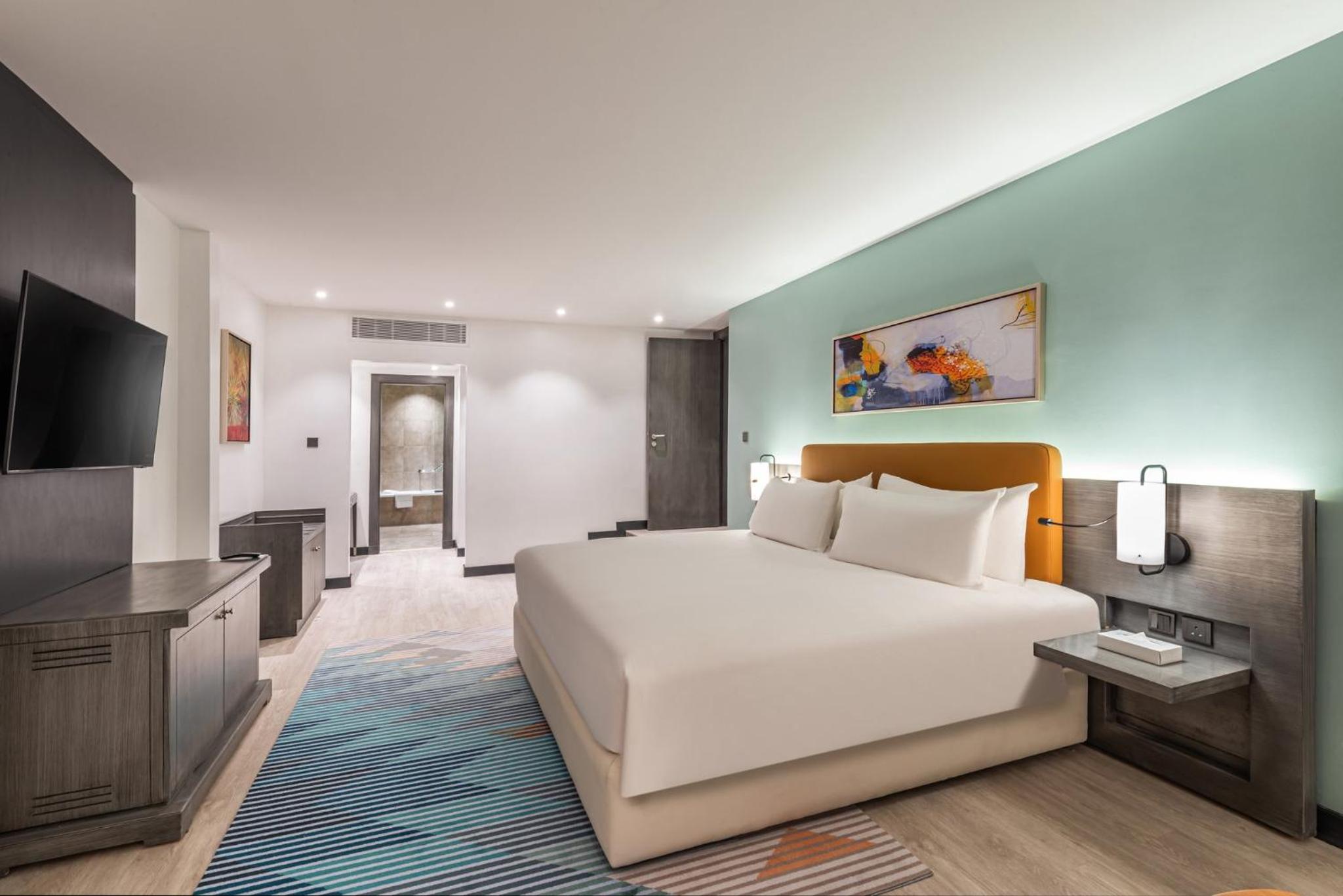 Suite, Double Bed, Smoking