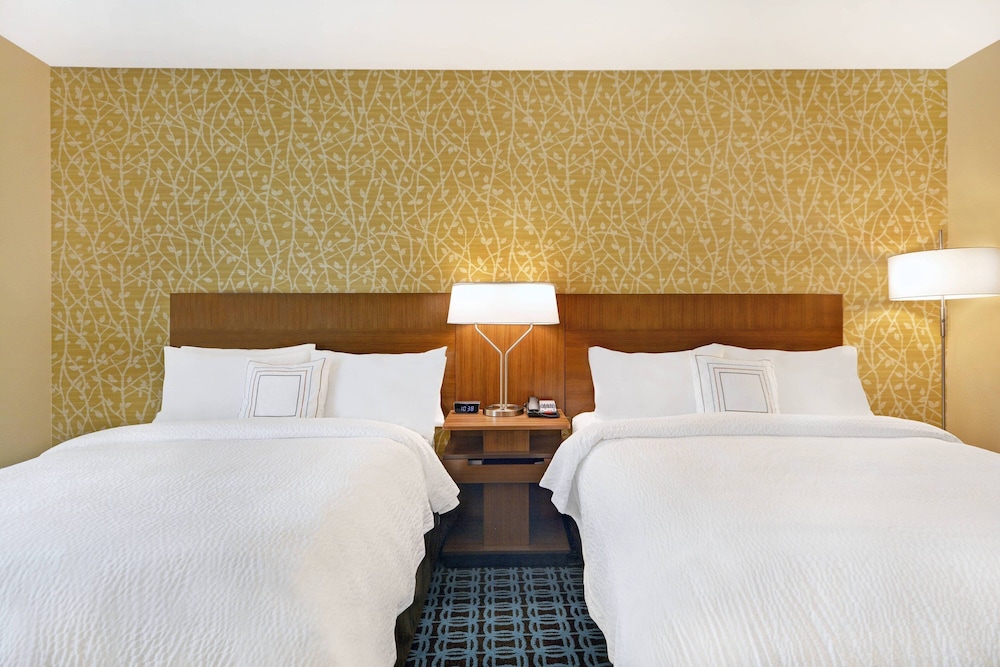 Fairfield Inn & Suites By Marriott Savannah Sw/Richmond Hill 11/53