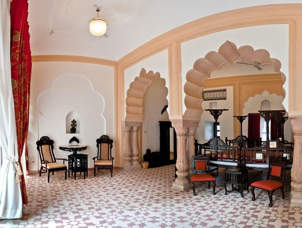 Neemrana’s Tijara Fort-Palace - 19th Century, Alwar 41/54