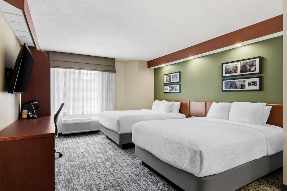 Sleep Inn & Suites Bay View Acme - Traverse City 19/68