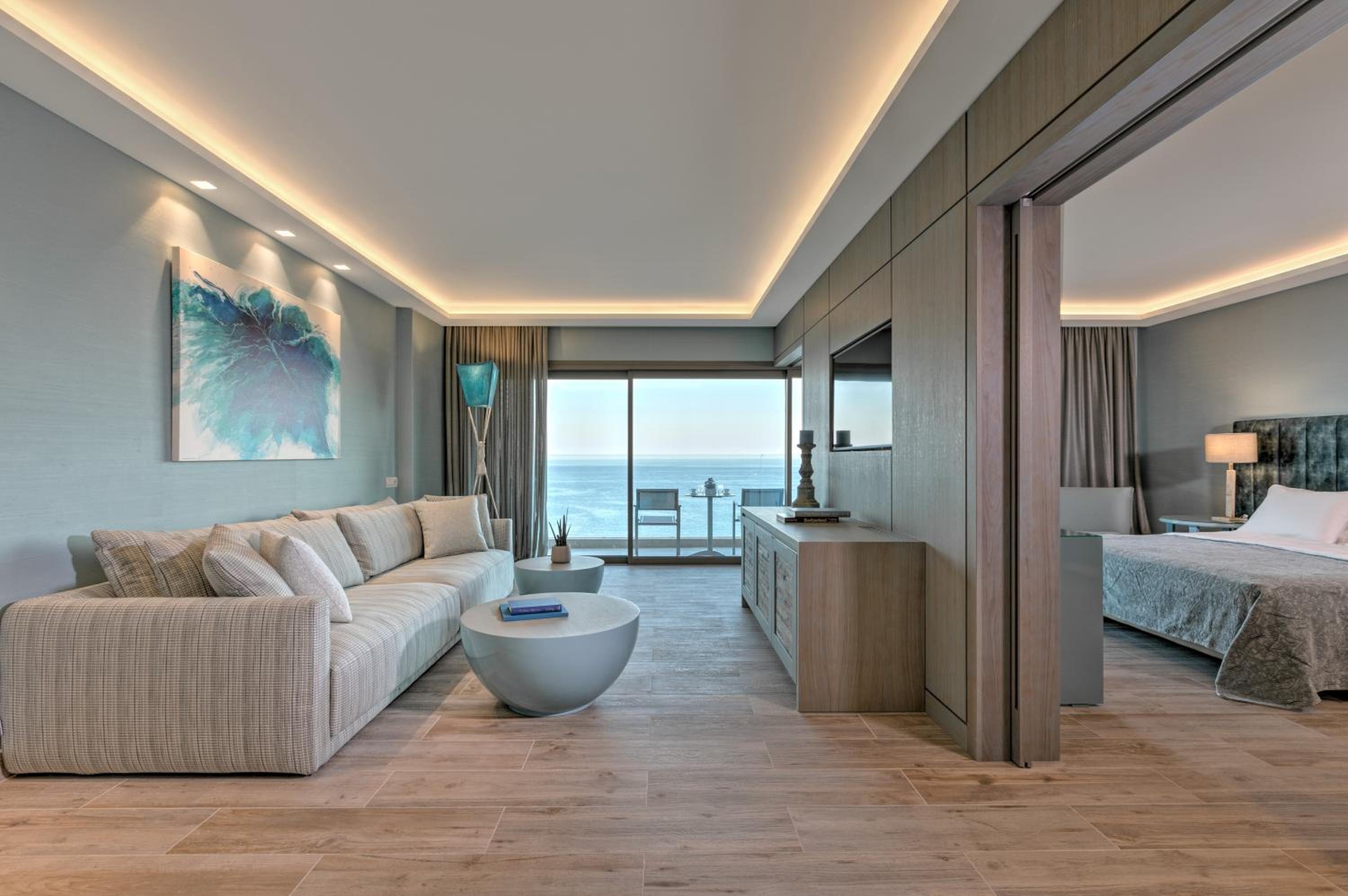 DELUXE, SUITE, SEA VIEW
