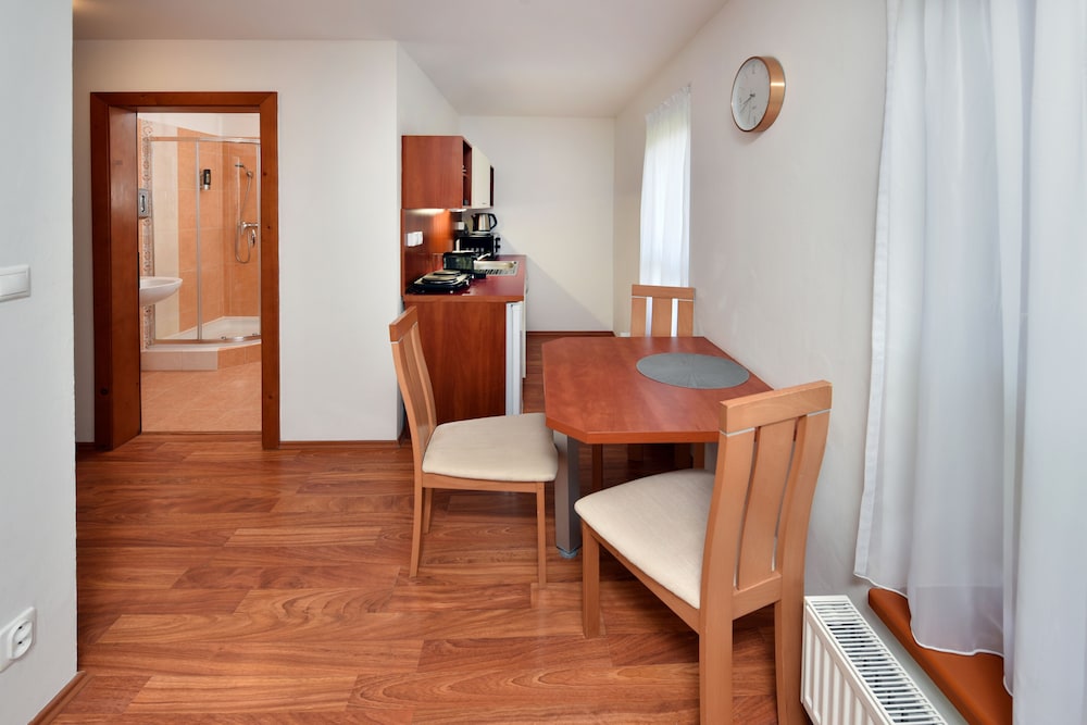 RESORT BEATRICE-DEPANDANCE MAGNOLIA HOTEL 48/55