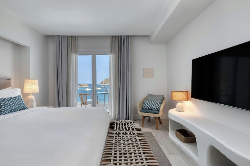 1 Bedroom, Aegean, Suite, King Bed, Sea View, Sofa