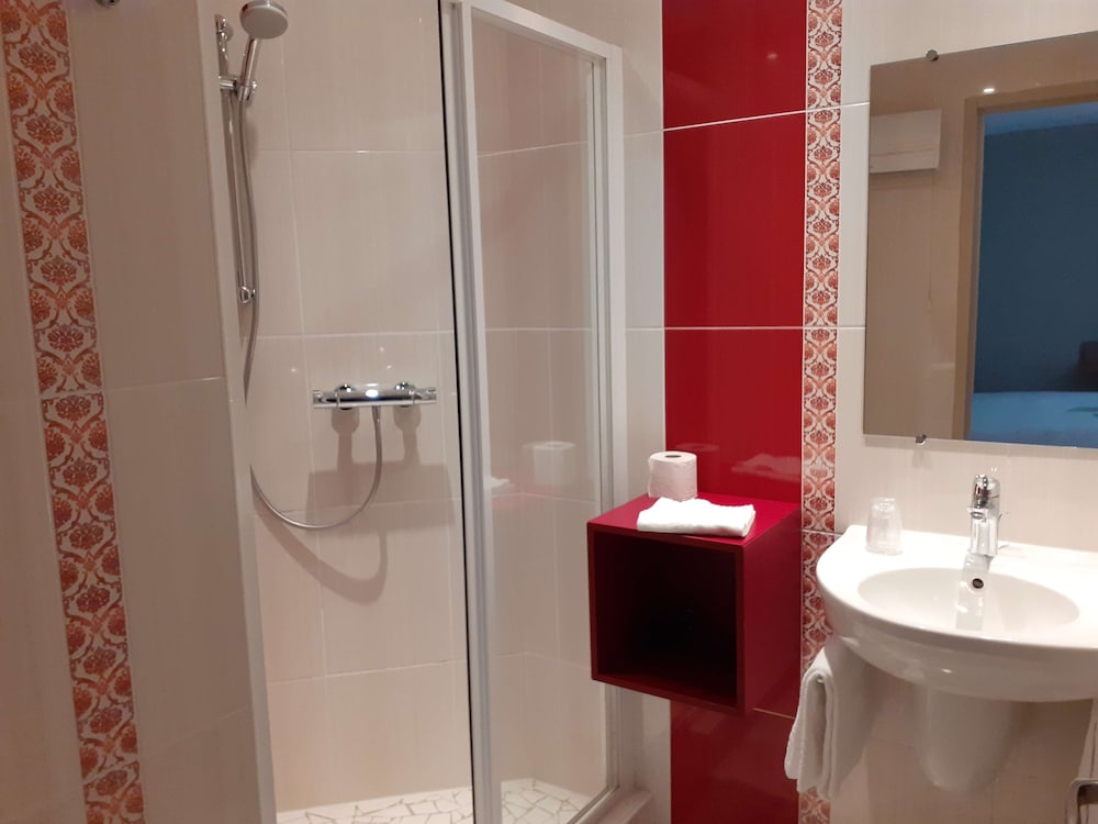 Hotel du Nord 10/48