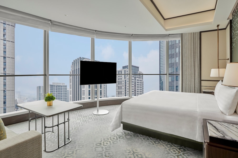 Horizon, Premier, King Bed