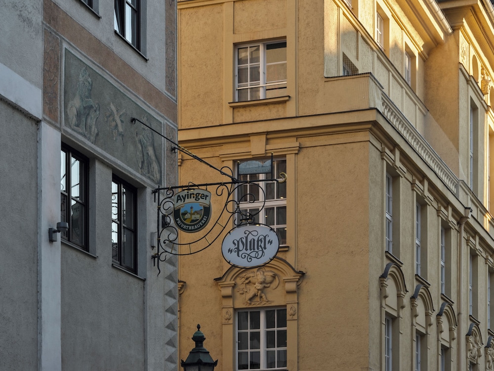 Platzl Hotel in MUNICH