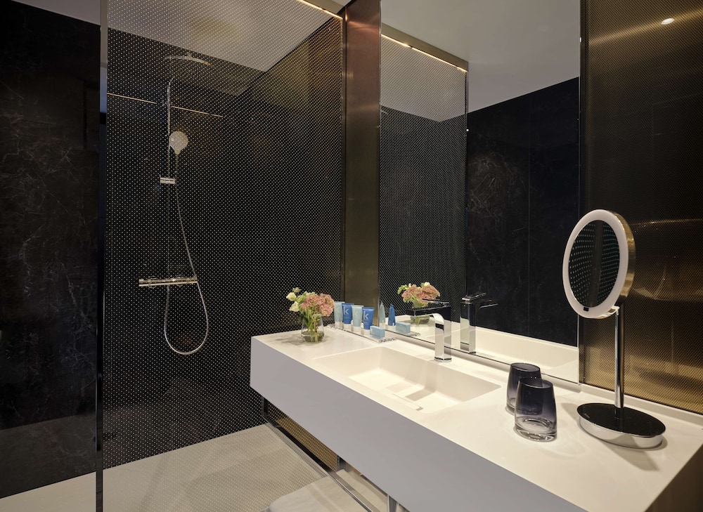 art'otel Zagreb Powered by Radisson Hotels 65/68