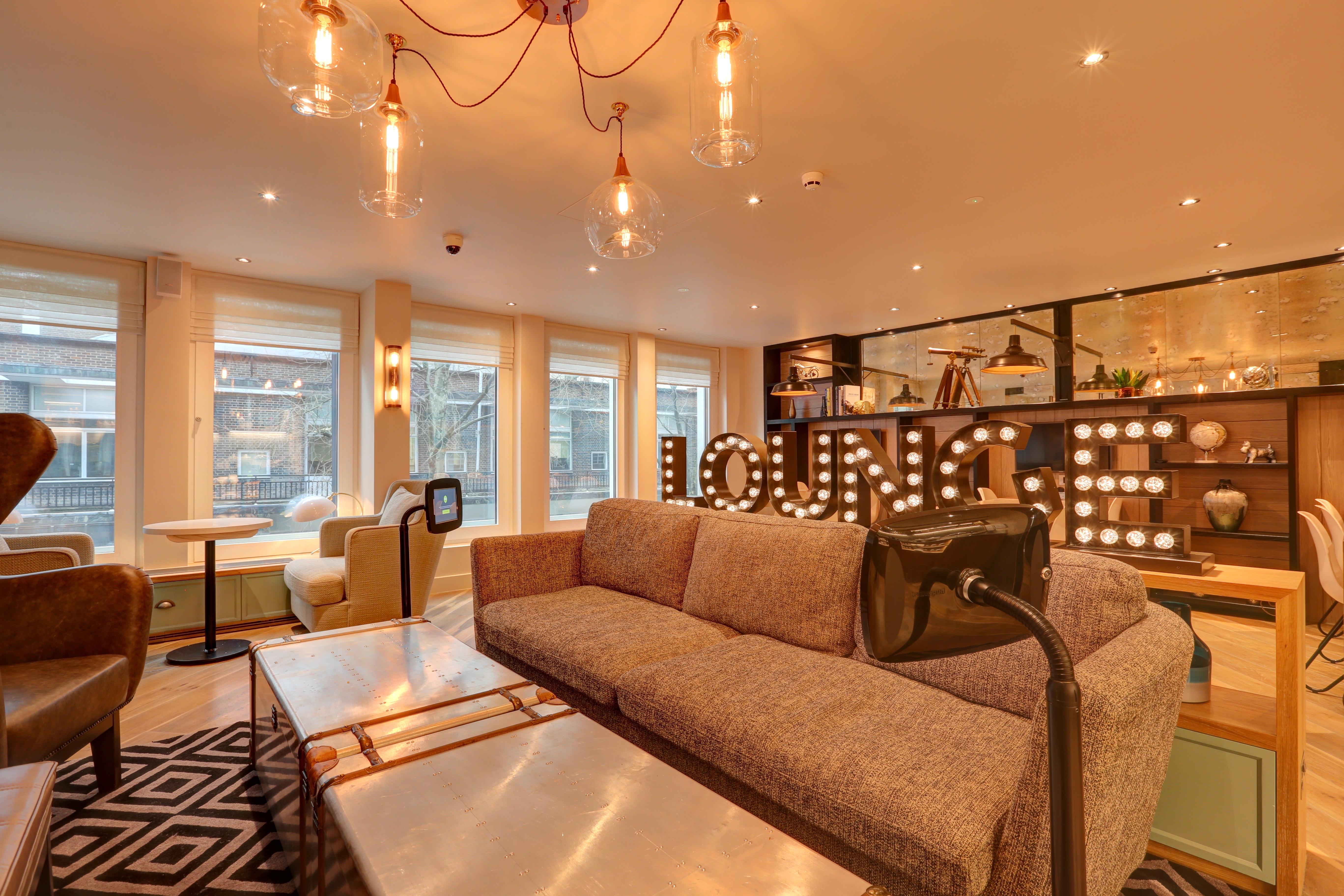 Hub By Premier Inn London Goodge Street Hotel 24/31