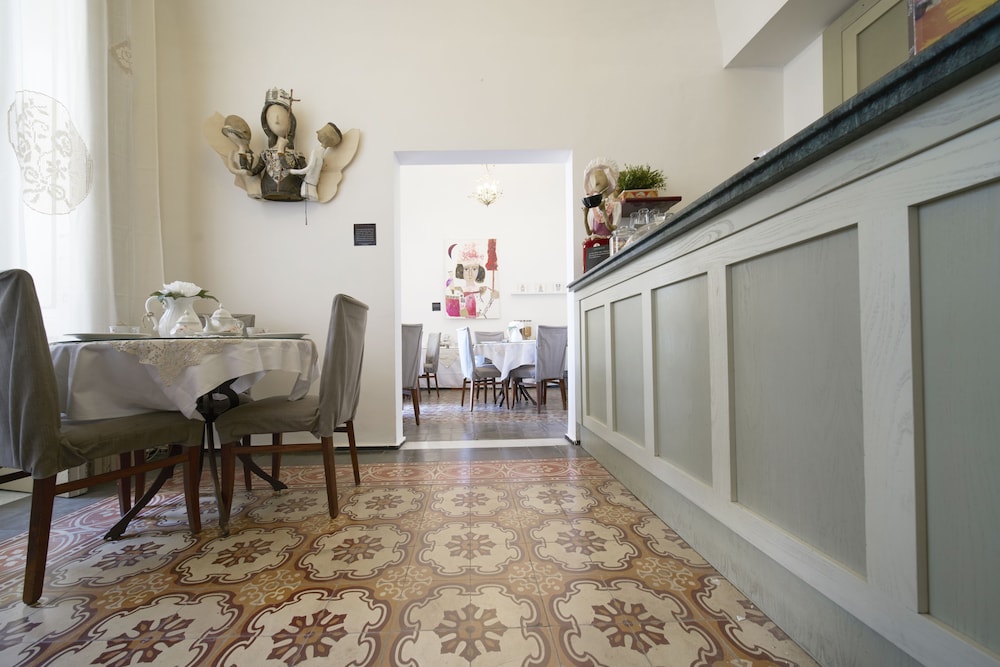Santuzza Hotel Catania 27/50