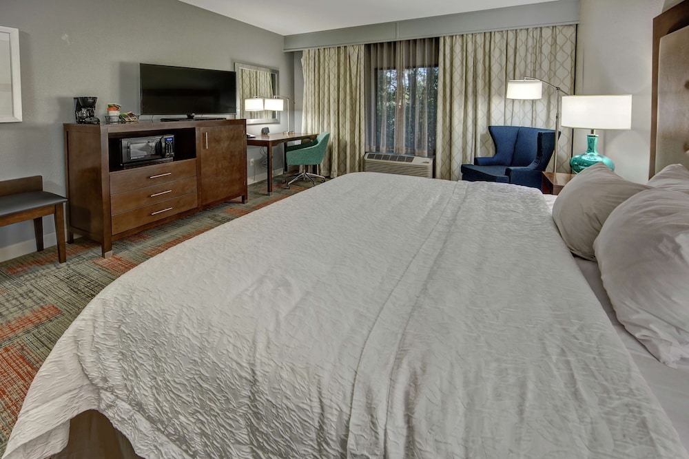 Hampton Inn Summerville Sc 12/36
