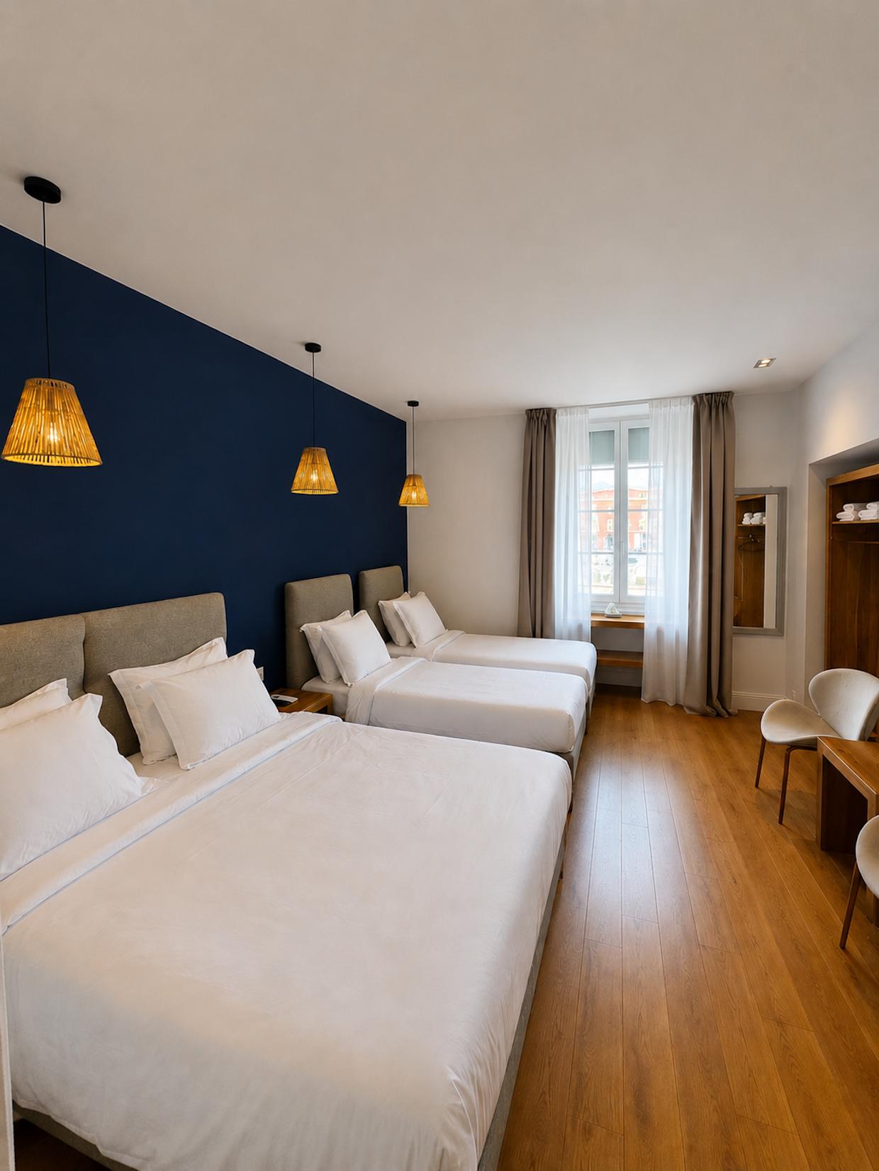 جناح جونيور