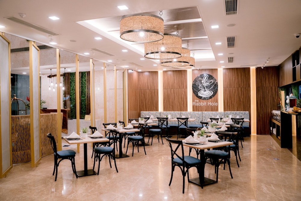 Goldberry Suites & Hotel Cebu 43/50