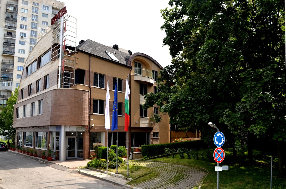 Business Hotel Elate Plaza 4/68