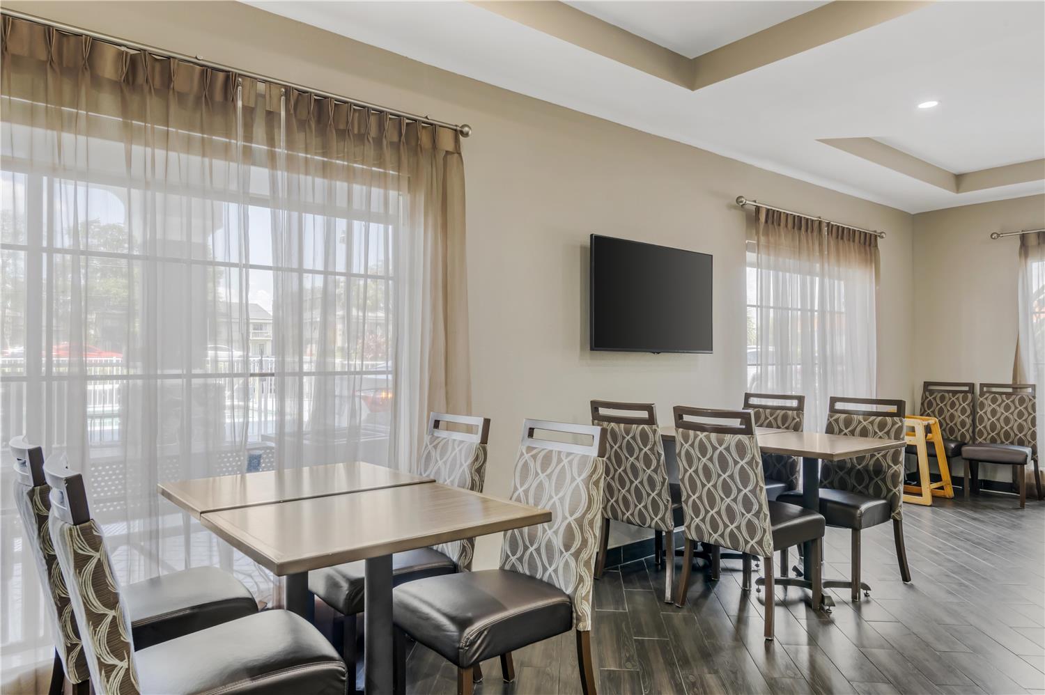 Best Western Plus Sanford Airport/Lake Mary Hotel 17/19