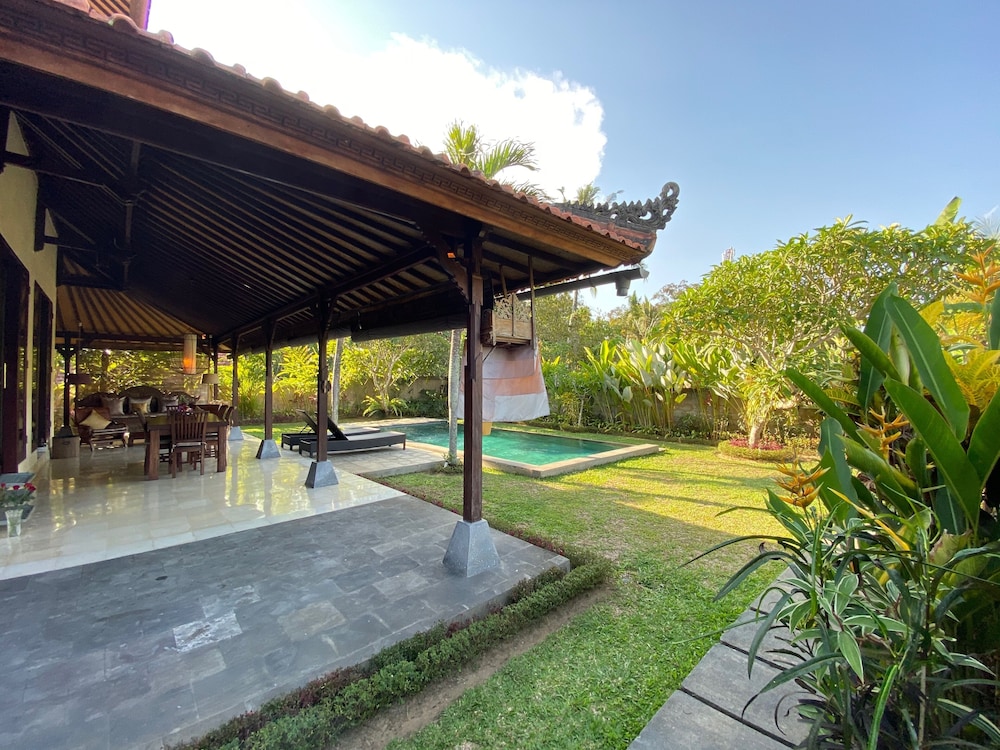 Rumah Dadong 43/50
