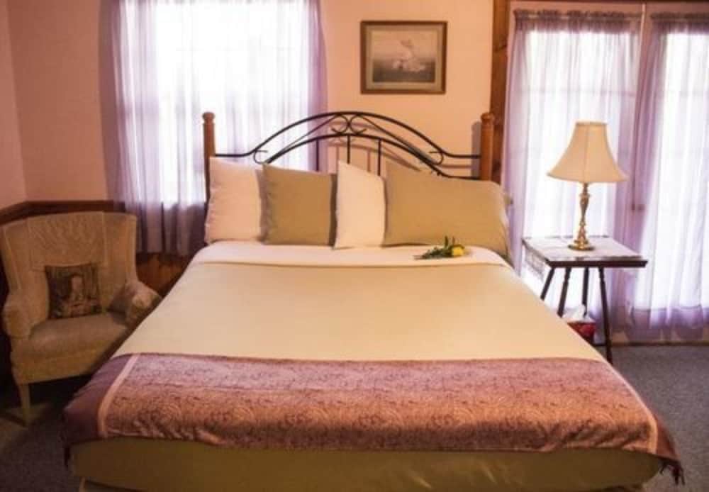 Berry Patch Bed and Breakfast 14/50