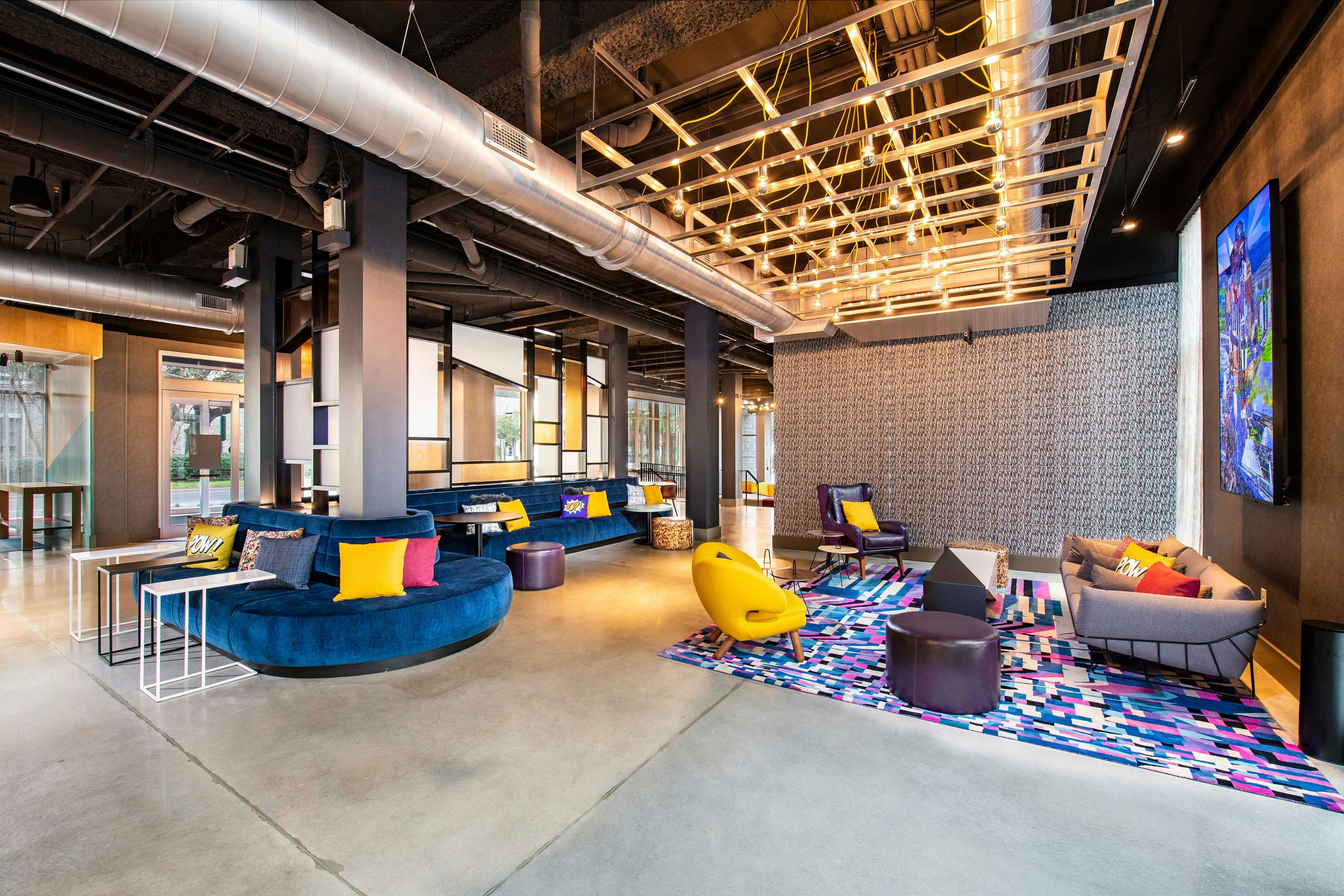 Aloft Savannah Downtown Historic District 20/22
