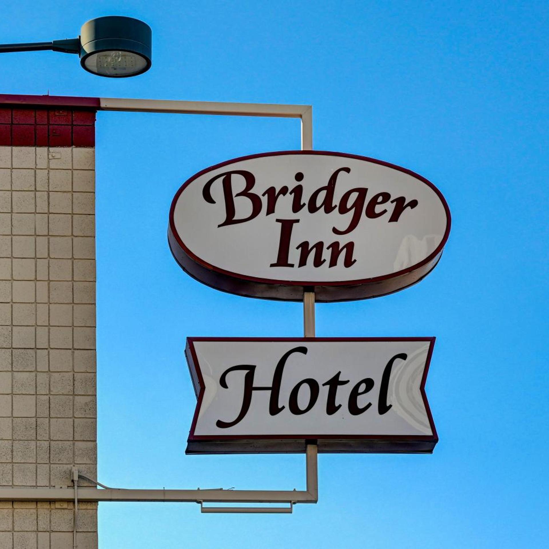 Bridger Inn Hotel Las Vegas 4/18
