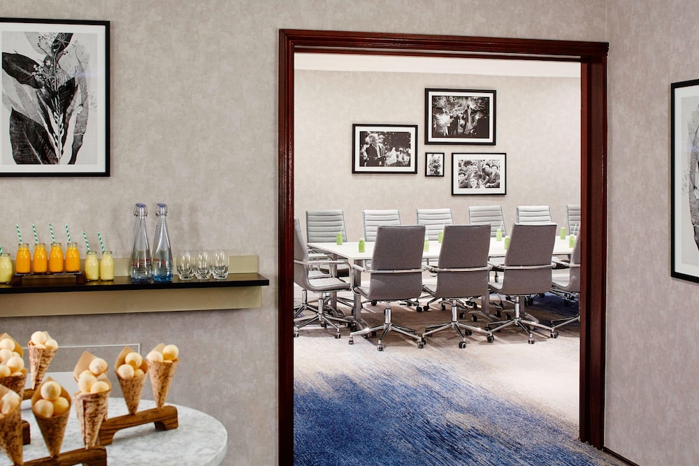 London Marriott Hotel Marble Arch 31/50