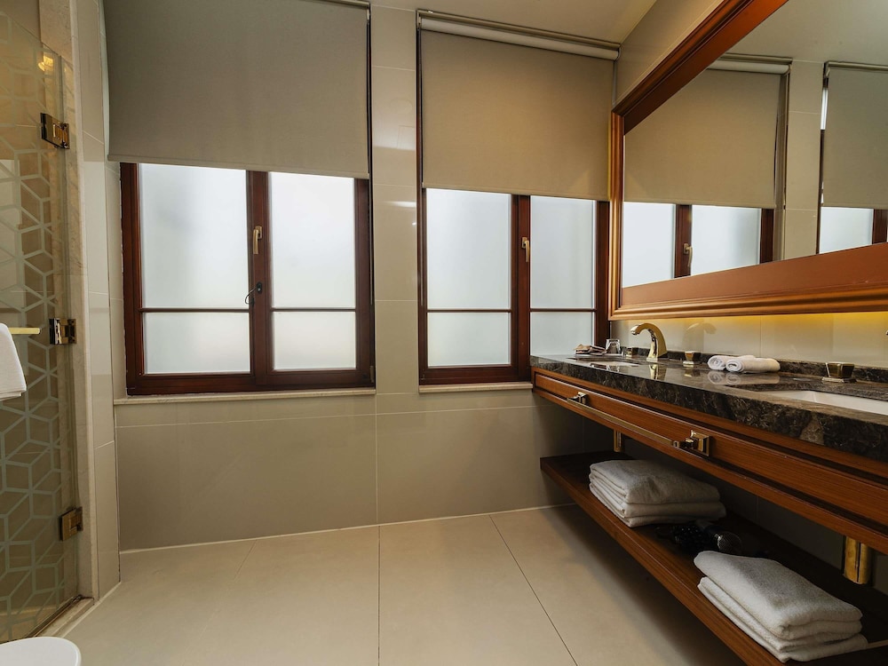 جناح جونيور بسرير كينج، Mercure Istanbul Sirkeci 7/8