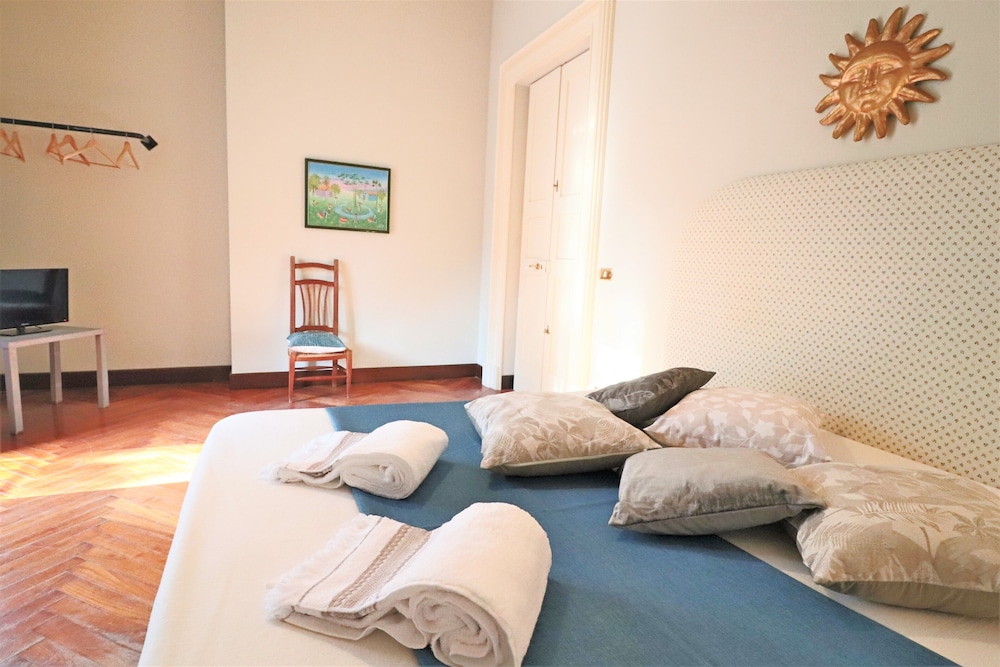 Relais Delle Rose Bed And Breakfast 74/84