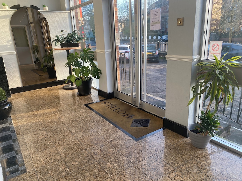 Lobby at Hotel 346, MANCHESTER