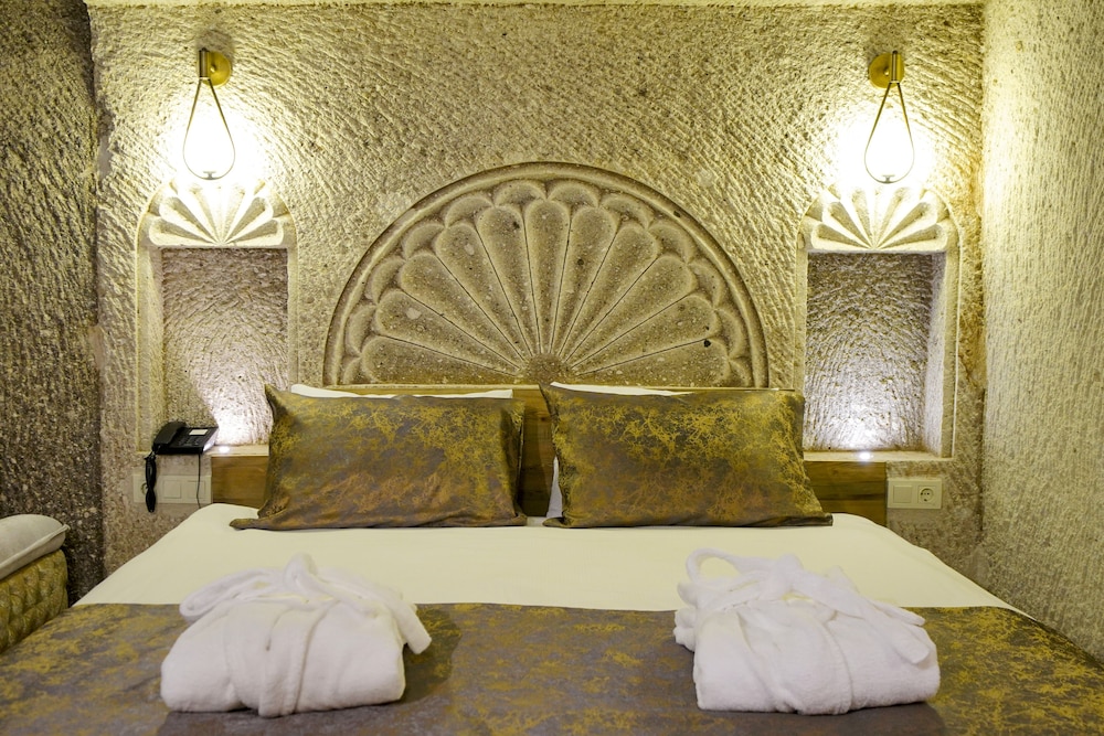 Cave Hotel Saksagan 8/48