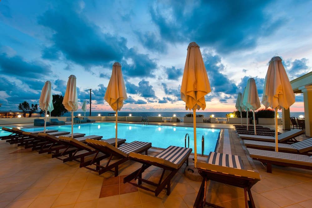 Messina Resort 37/47
