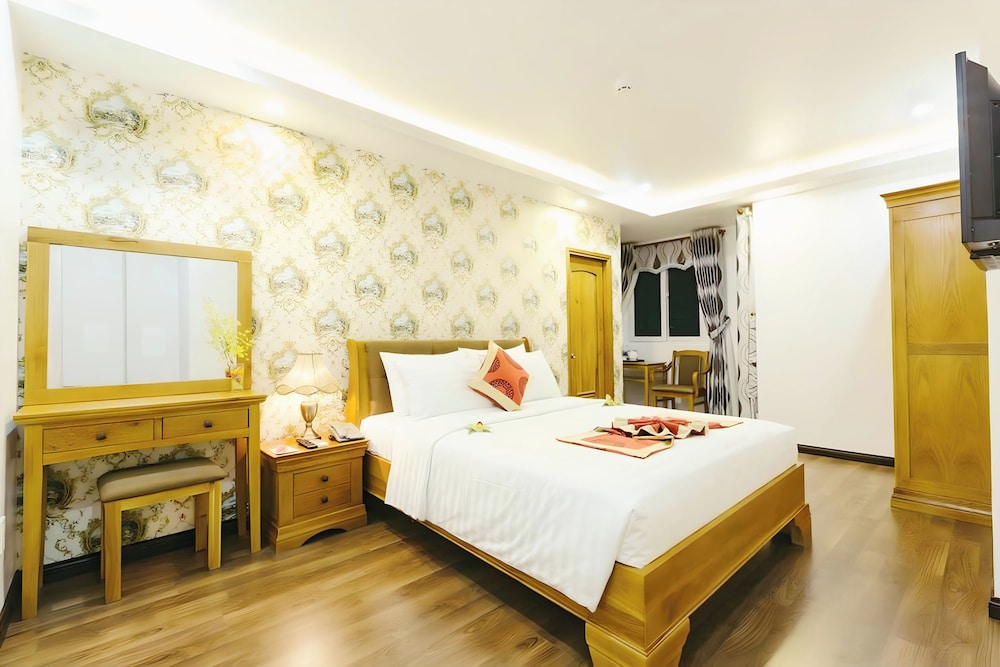 The Airport Hotel 27/47