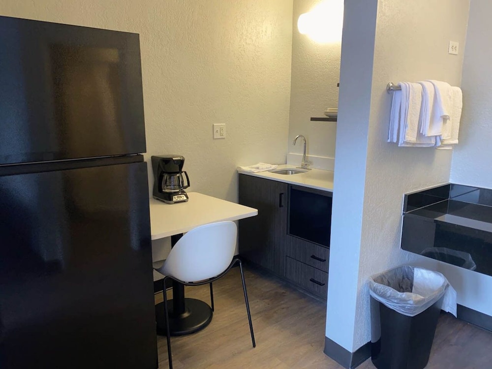 Motel6 Albuquerque, NM - Midtown 27/50