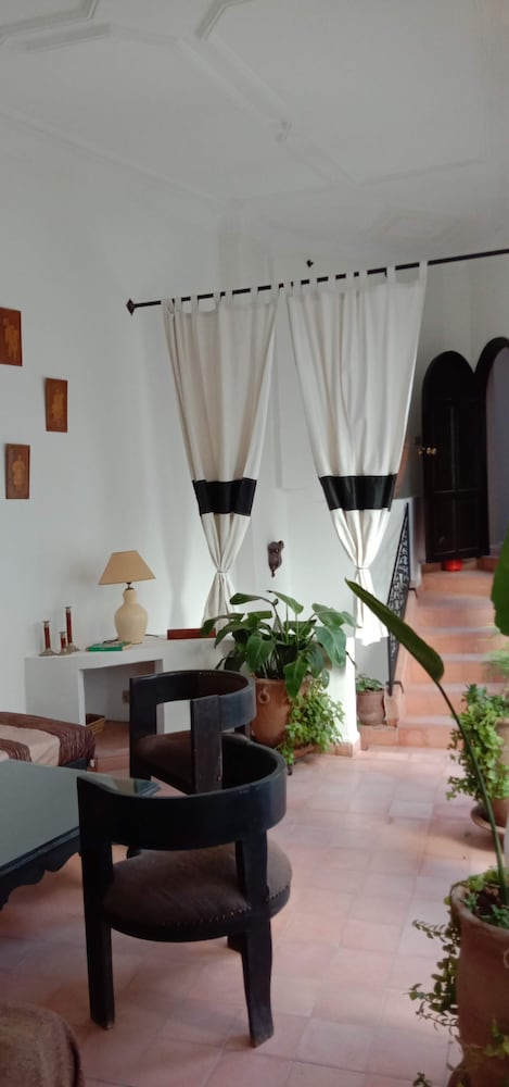 Riad Noor Charana 37/50