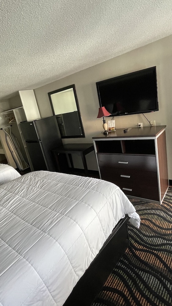Country Town N Suites 26/65