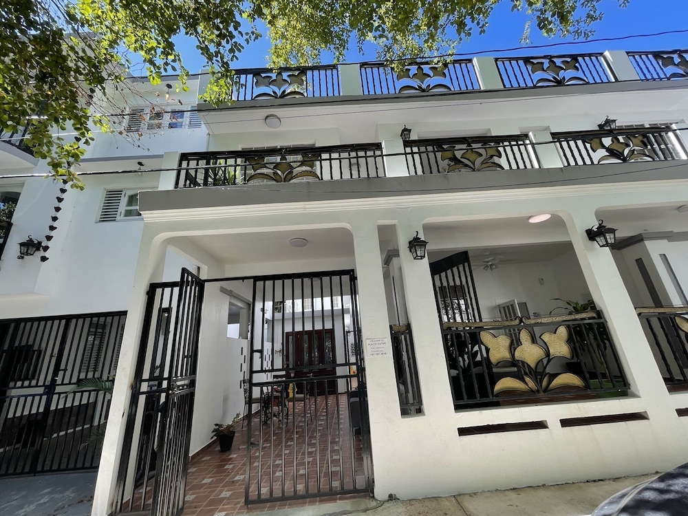 Placid Suites (ex. HM Suites) 1/50
