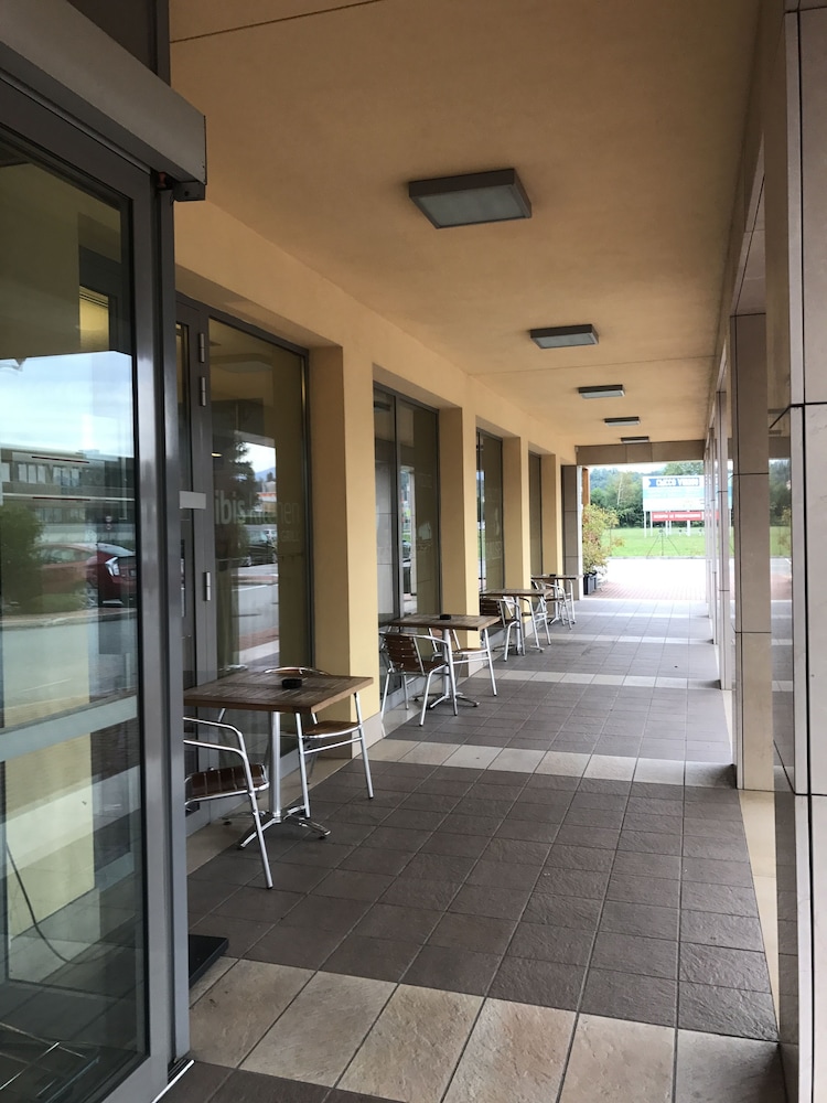 Ibis Como 40/64